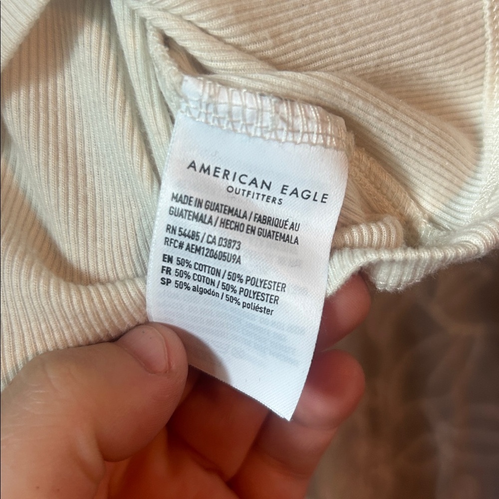 American Eagle Dolly Parton Quote Cropped Shirt - Picture 5 of 5
